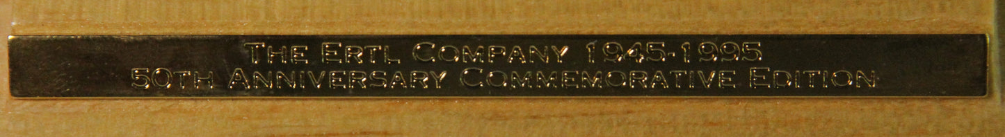 ERTL - 50th Anniversary 1945-1995 - John Deere Model A - 1:64 Scale