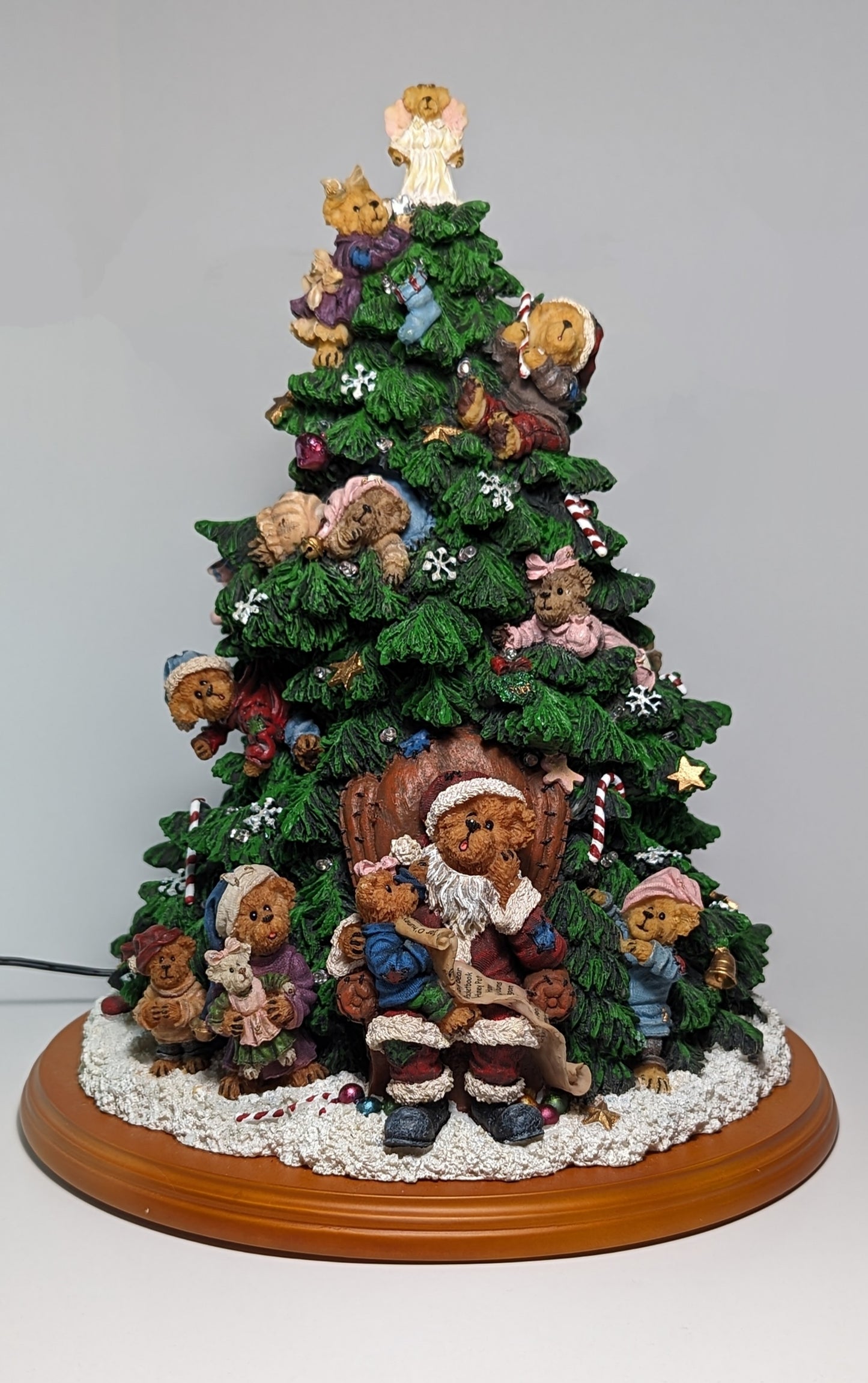 The Boyds Bears Christmas Tree Santa Bear Lighted Tree The Danbury Mint
