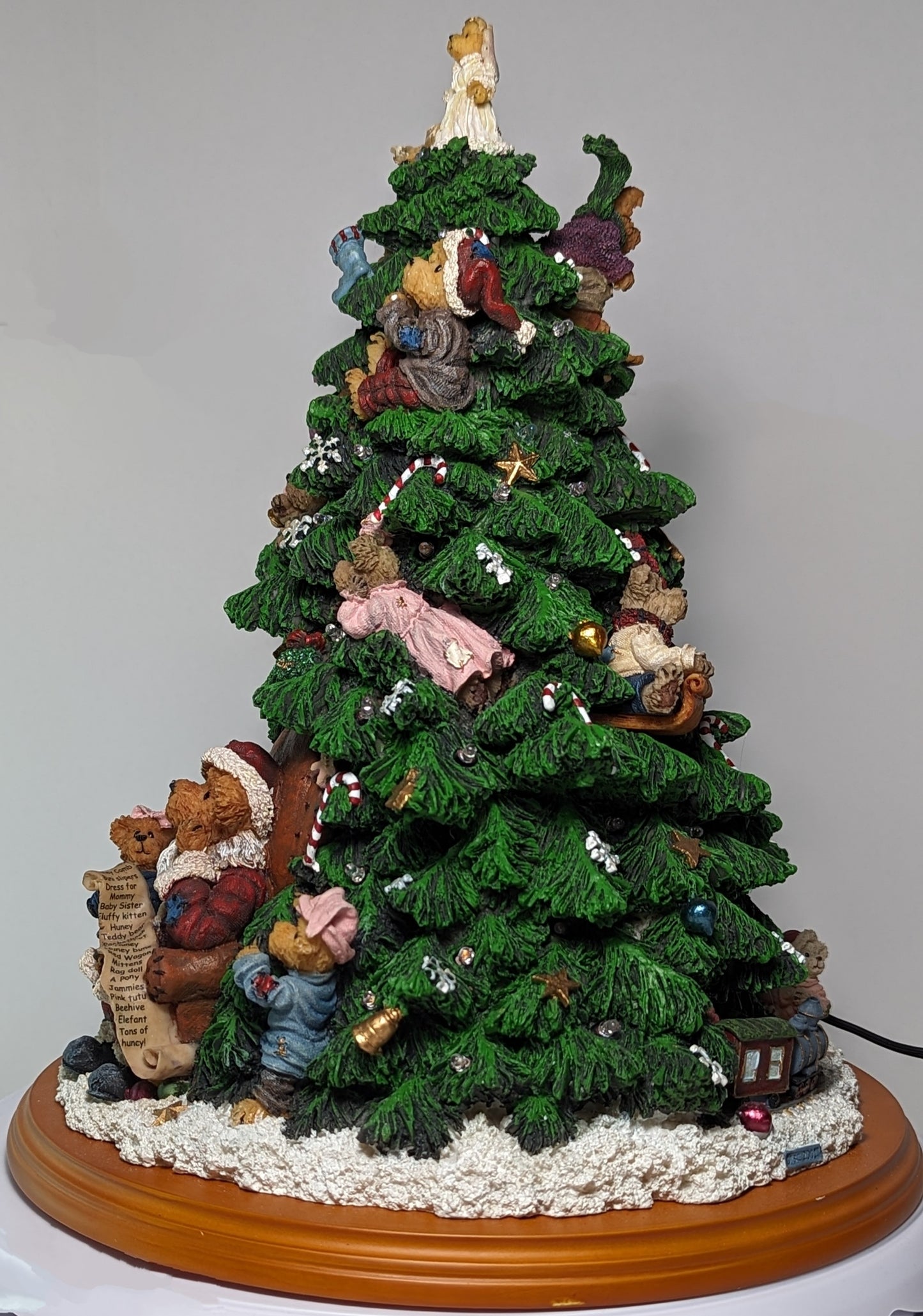 The Boyds Bears Christmas Tree Santa Bear Lighted Tree The Danbury Mint