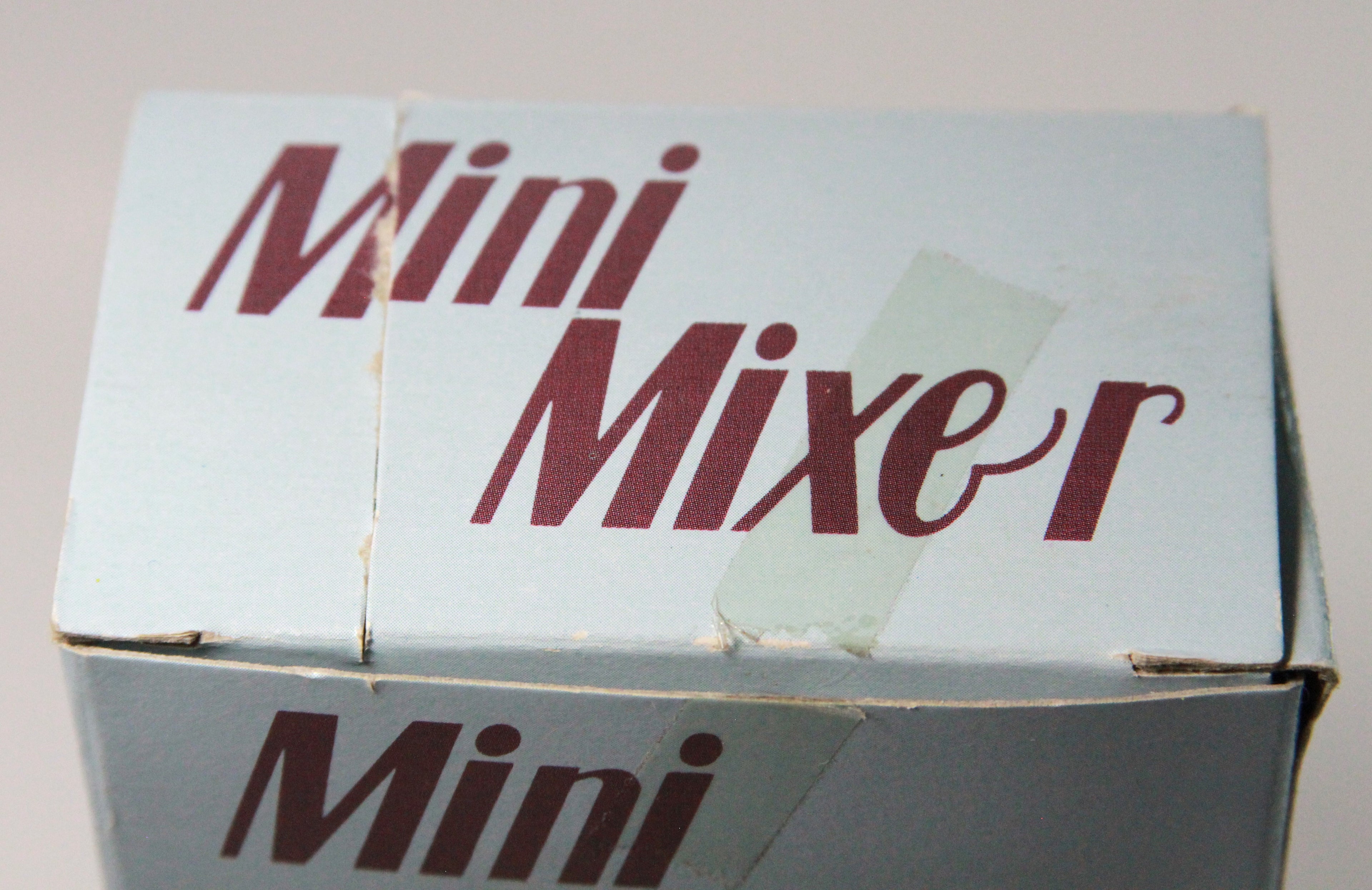 NEW SEALED Battery Operated Mini Mixer Food Blender Handheld Egg Whisk Beater