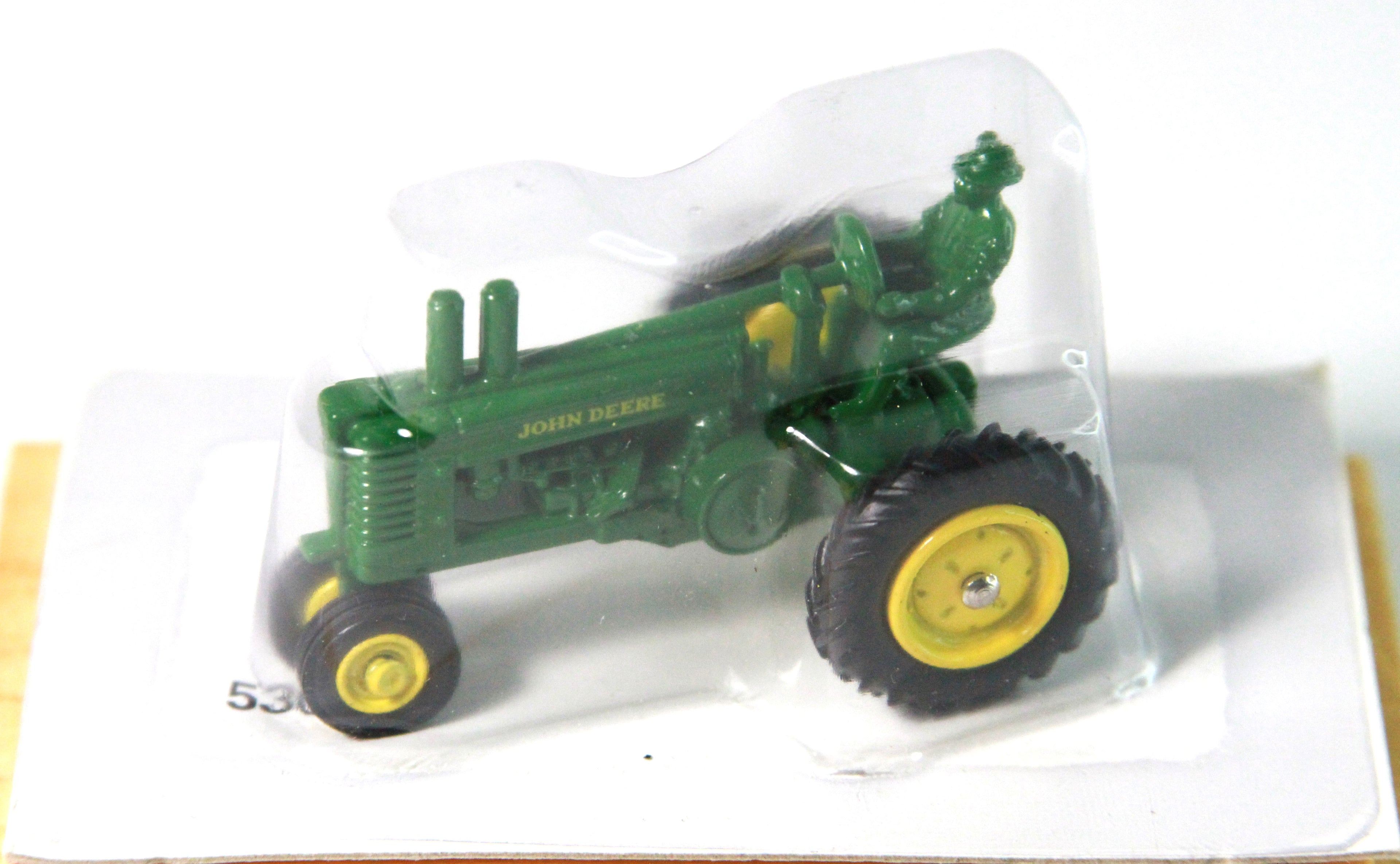 ERTL - 50th Anniversary 1945-1995 - John Deere Model A - 1:64 Scale