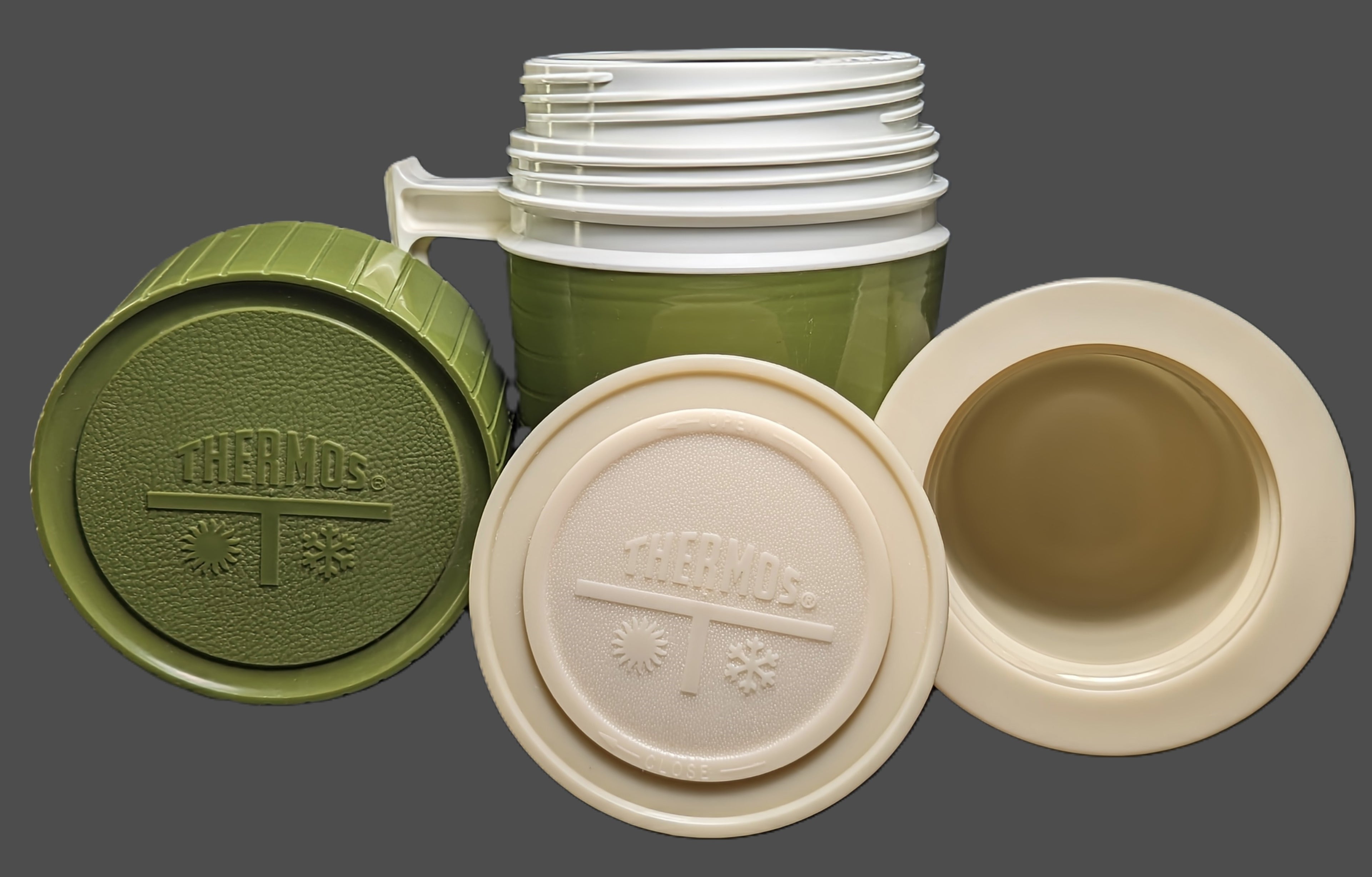 Vintage Thermos Model 7002 Insulated Hot Cold Vacuum Jar 10oz Container Green