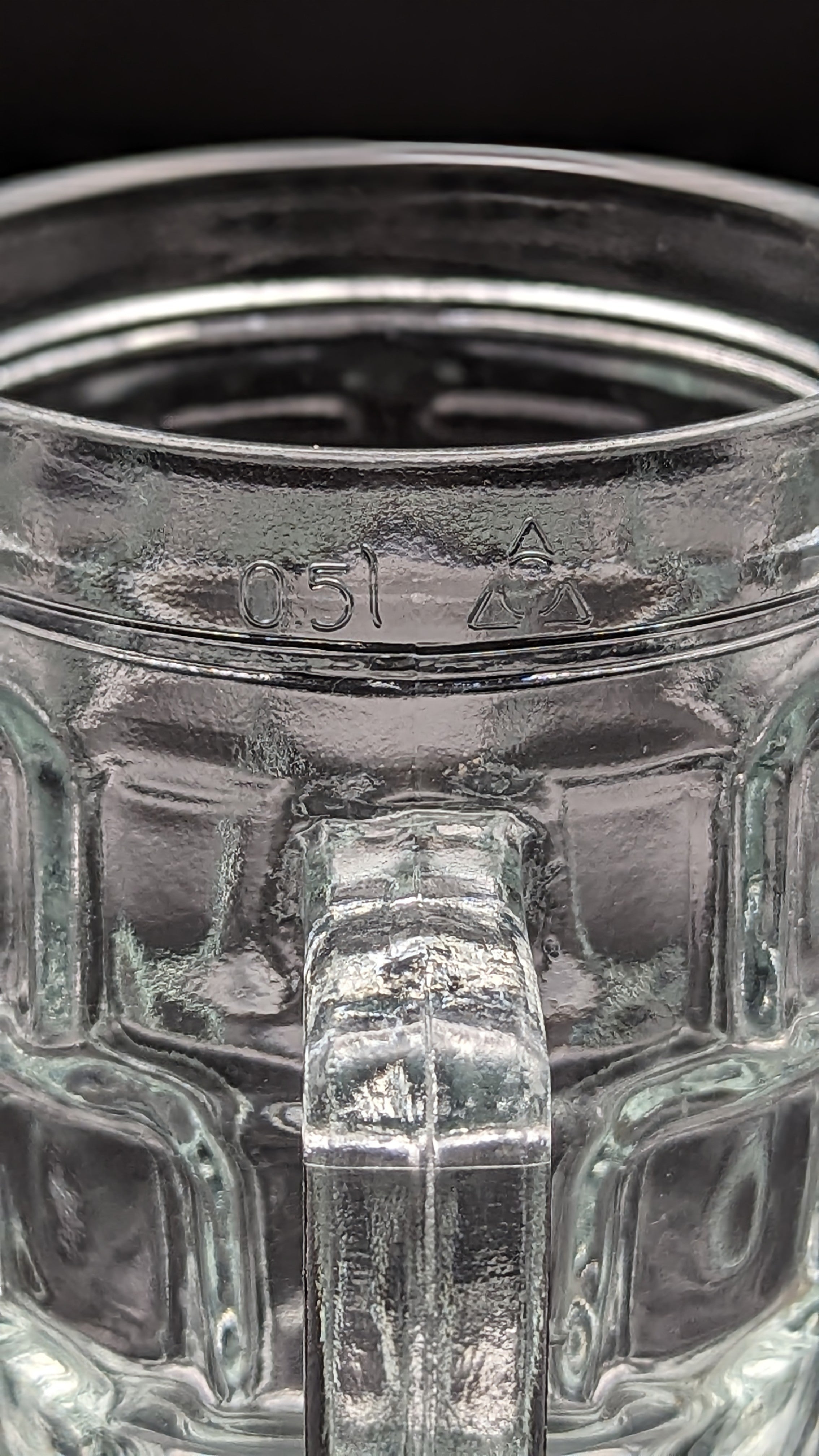Canada Clear Glass Squares Pint Glass w/ Handle  Heavy Stein Highball Beer Mug 0.5l