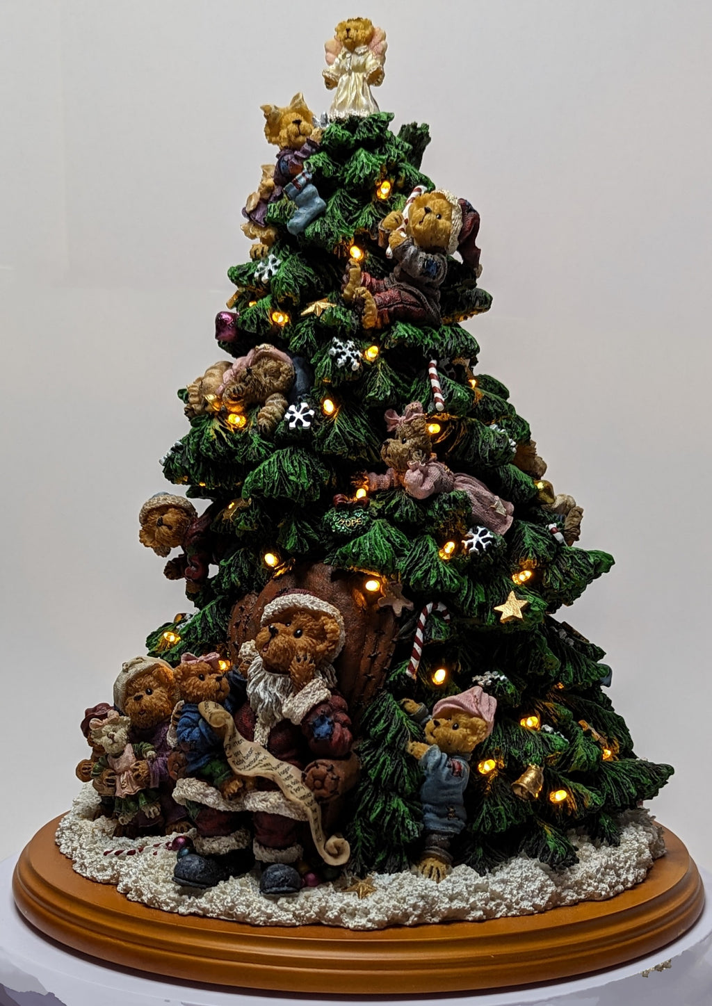 The Boyds Bears Christmas Tree Santa Bear Lighted Tree The Danbury Mint