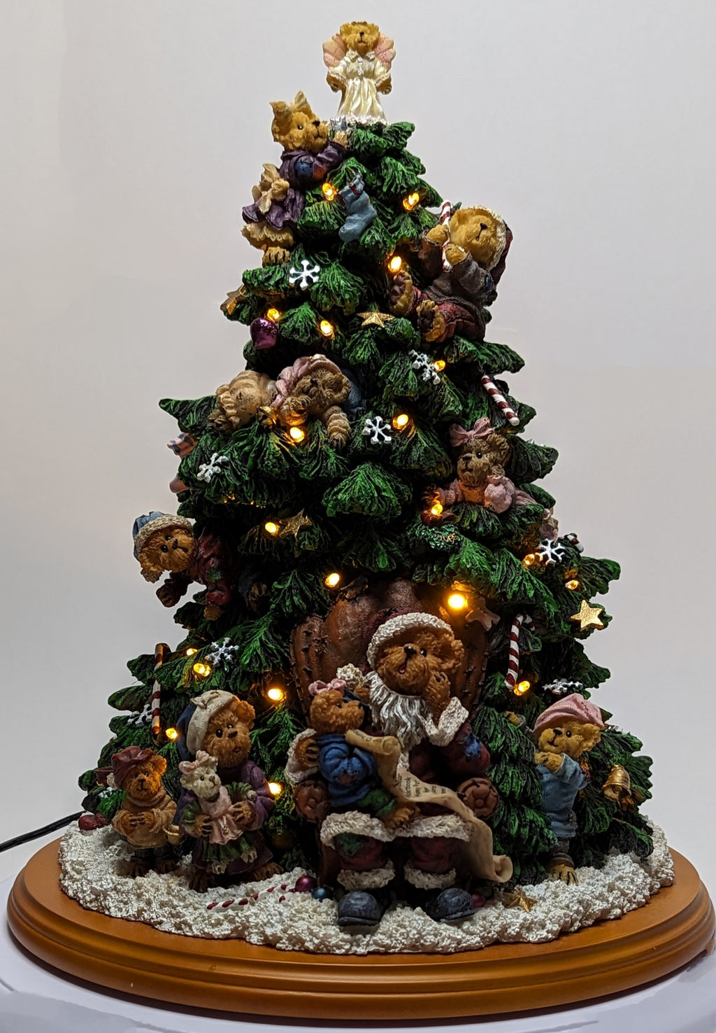 The Boyds Bears Christmas Tree Santa Bear Lighted Tree The Danbury Mint