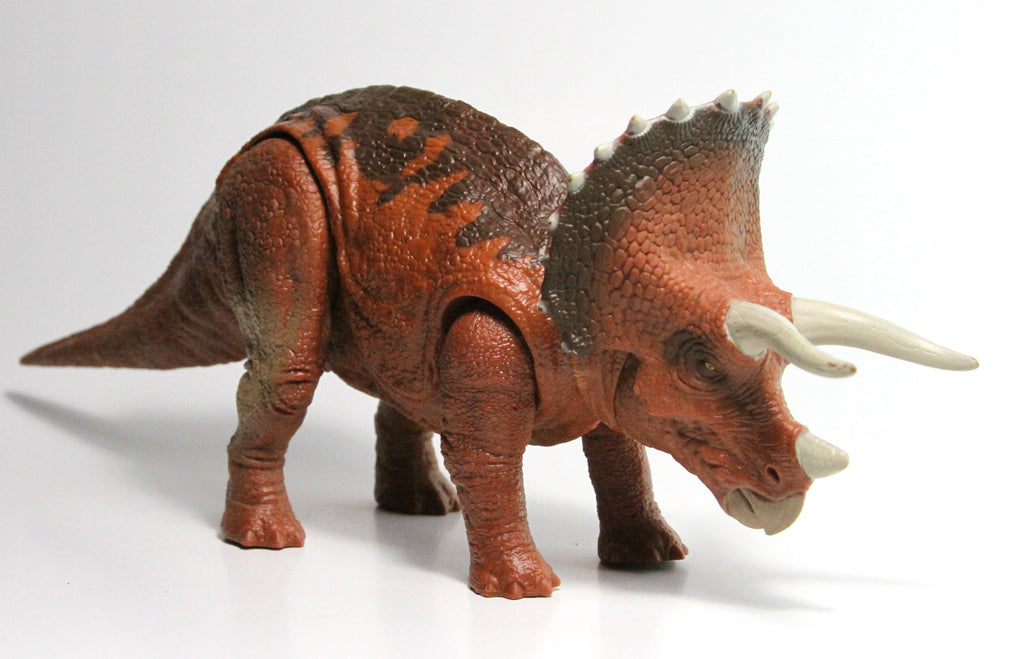 MATTEL JURASSIC WORLD DINO RIVALS ROARIVORES TRICERATOPS DINOSAUR
